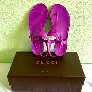 Gucci Katina Purple Rubber Thong Sandals